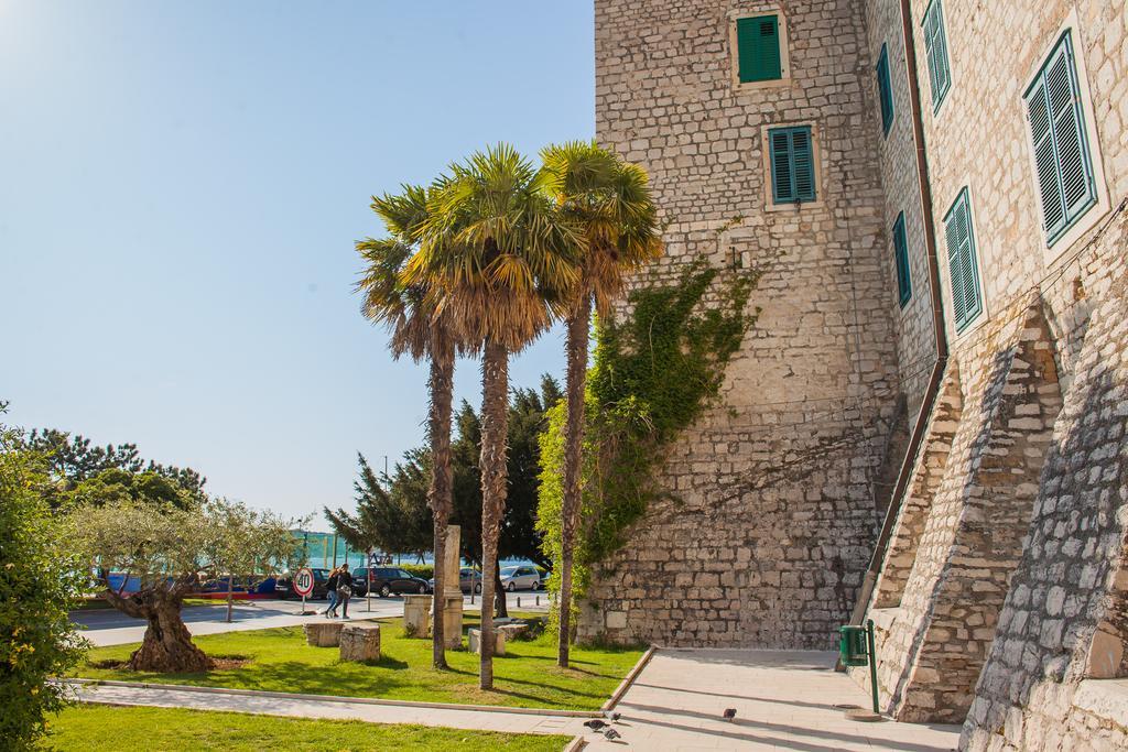 Apartments Laurus Шибеник Экстерьер фото