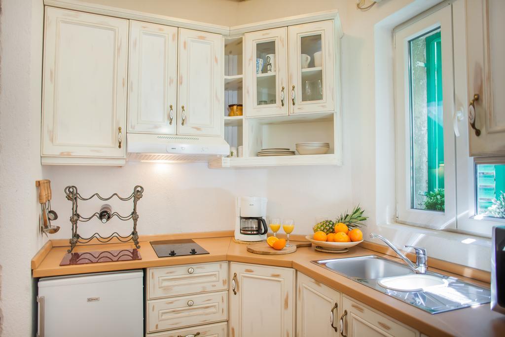 Apartments Laurus Шибеник Экстерьер фото