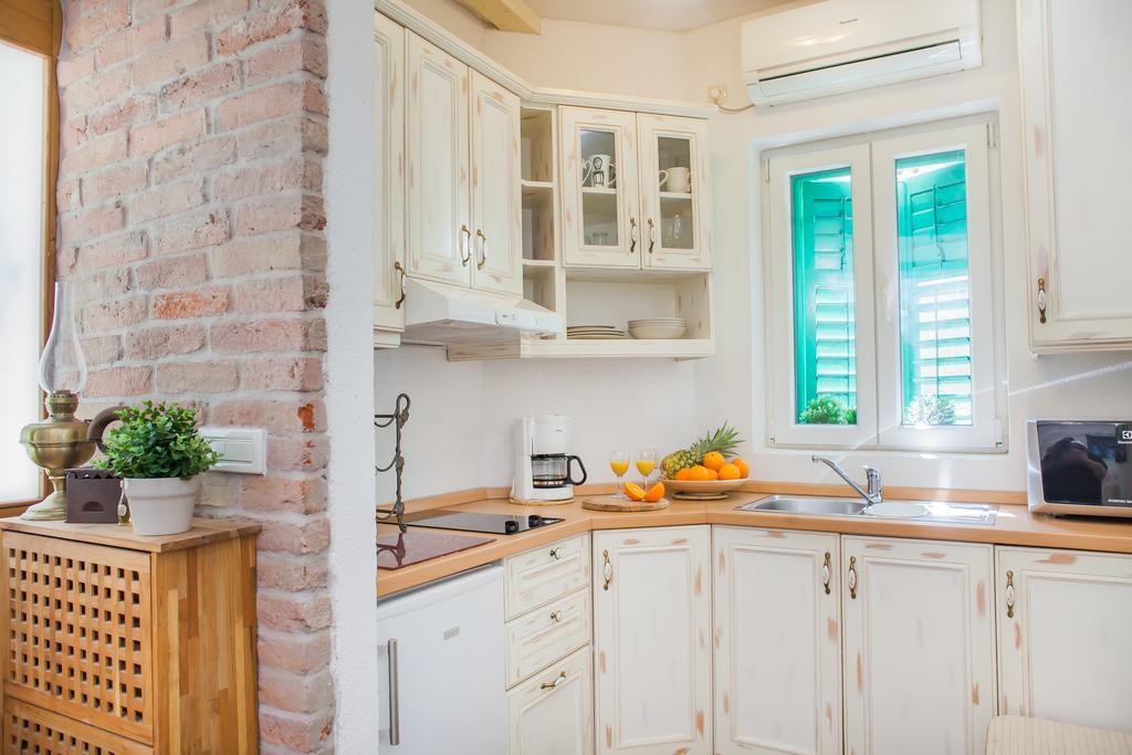 Apartments Laurus Шибеник Экстерьер фото