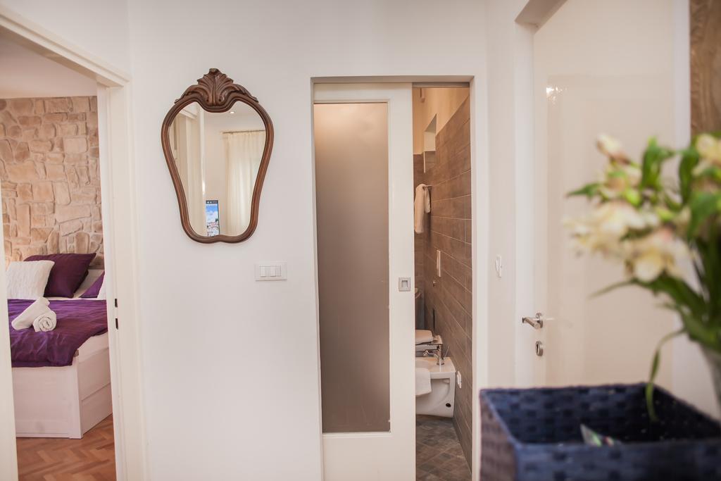 Apartments Laurus Шибеник Экстерьер фото
